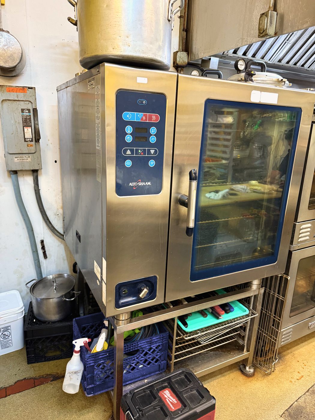 The Alto-Shaam CTC10-20E combi oven, back in service in the kitchen it runs